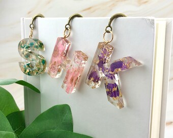 Resin Initial Bookmark - Dried Flower Resin Letters - Custom Metal Bookmark - Personalized Book Lovers Gift