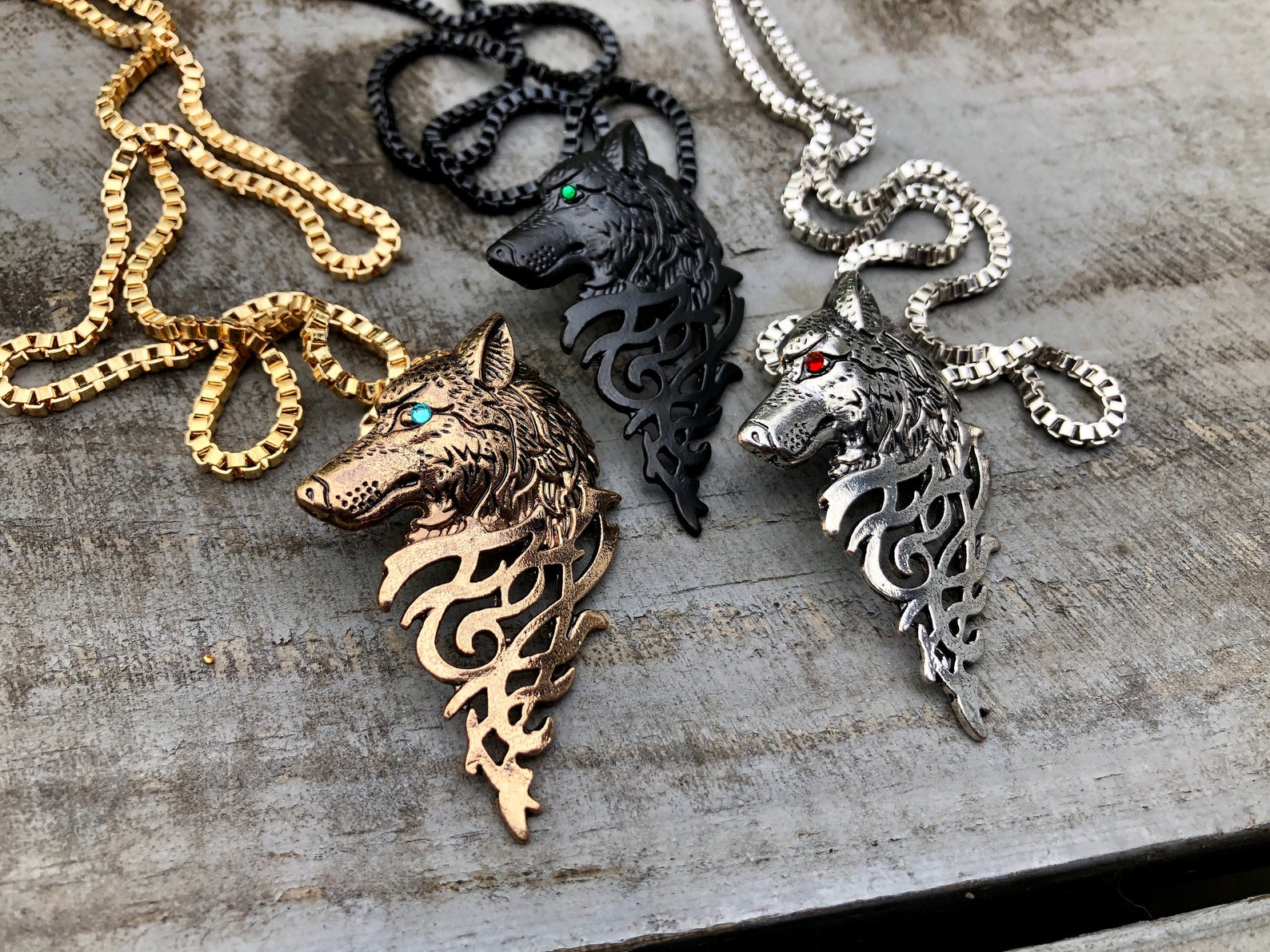 Mens wolf pendant necklace Clearance