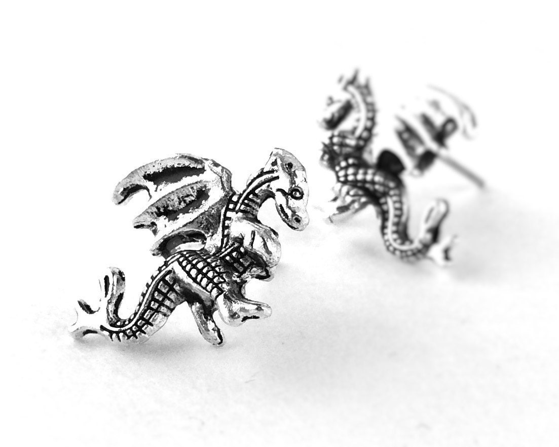 Dangle Earrings. Welsh Dragon Silver Colour Dragon Earrings Fantasy Mother of Dragon Gothic Earrings