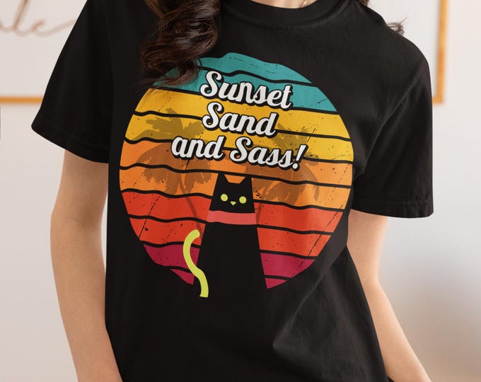 Comfort Colors Cat Lover T-Shirt: Unisex Graphic Tee