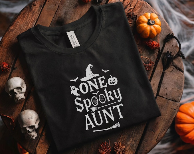 Spooky Aunt Halloween Tee: Unisex Jersey Short Sleeve Shirt