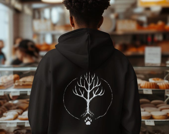 Nature-Inspired Fleece Hoodie: Tree Design, Cozy Outdoor Wear