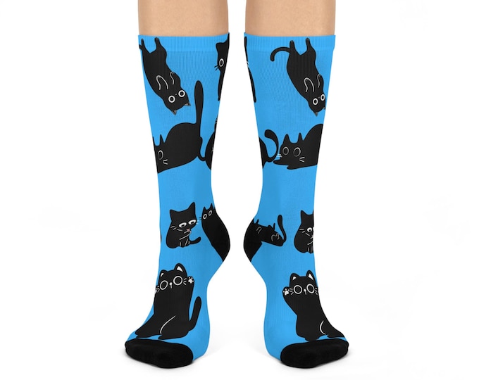 Playful Cat Design Crew Socks: Cozy Gift for Cat Lovers