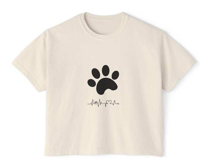 Comfort Colors Dog Mom Shirt: Paw Print Heartbeat Tee