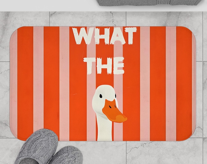 Whimsical Goose Bath Mat: Memory Foam Microfiber, Funny Bathroom Decor