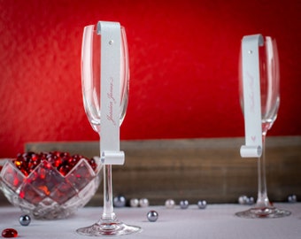 Double-Sided, Champagne Place Card Scrolls with Pearls