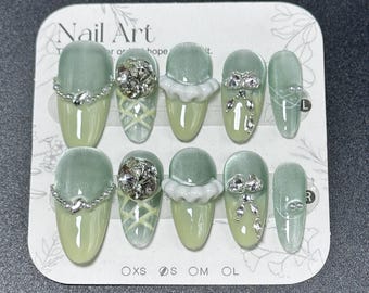 Ballet French Press On Nails: Almond, Bow, Pearl Detail - Size S