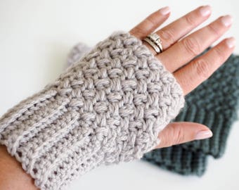 CROCHET PATTERN  |  Fingerless Gloves Crochet Pattern  |  Crochet Fingerless Mittens  | Crochet Hand Warmers | Wrist Warmer Crochet Pattern