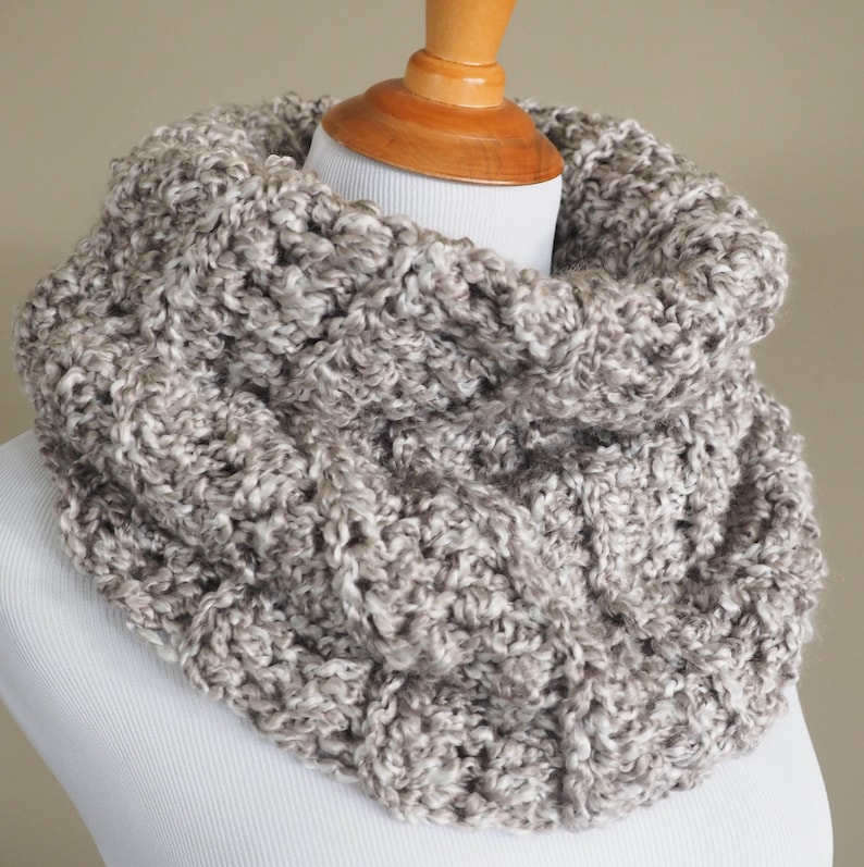 CROCHET PATTERN Crochet Cowl Pattern Crochet Infinity Scarf Crochet Scarf Pattern Easy Crochet Cowl Pattern PDF Pattern image 4