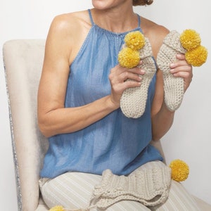 Pantofole con pom pom / Modello di pantofole con pom pom all&#39;uncinetto / Modello di pantofole con pon pon all&#39;uncinetto / Modello di pantofole con pon pon all&#39;uncinetto / Modello di pantofole PDF / PDF
