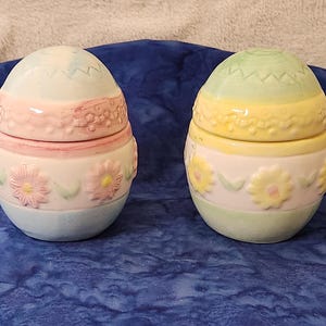 Easter Porcelain Egg Box Home Décor, Pastel Easter Egg Trinket Box, Gift for Friend for Easter, Easter Home Décor, Easter Home Décor Gift