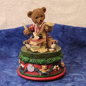 Porcelain Christmas Bear with Santa&#39;s List Music Box Playing Santa Claus is Coming to Town, Christmas Music Box Friend Gift, Christmas Gift