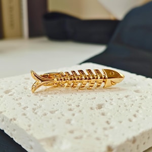 Fishbone tie clip, Excellent design tie clip,great gift for boyfriend, gift for Dad,gift for Teenagers, novelty tie clip, Buy 3 get 1 free