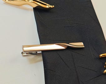 Classic tie clip, Excellent design tie clip,great gift for boyfriend, gift for Dad,gift for Teenagers, novelty tie clip, Buy 3 get 1 free