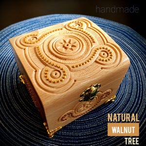 Wooden box, jewelry box, NATURAL WOOD casket, walnut tree gift box, luxury carved casket, natural wood handmade box, AMAZING wooden gift