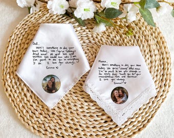 Pañuelo de seda personalizado: recuerdo de boda escrito a mano