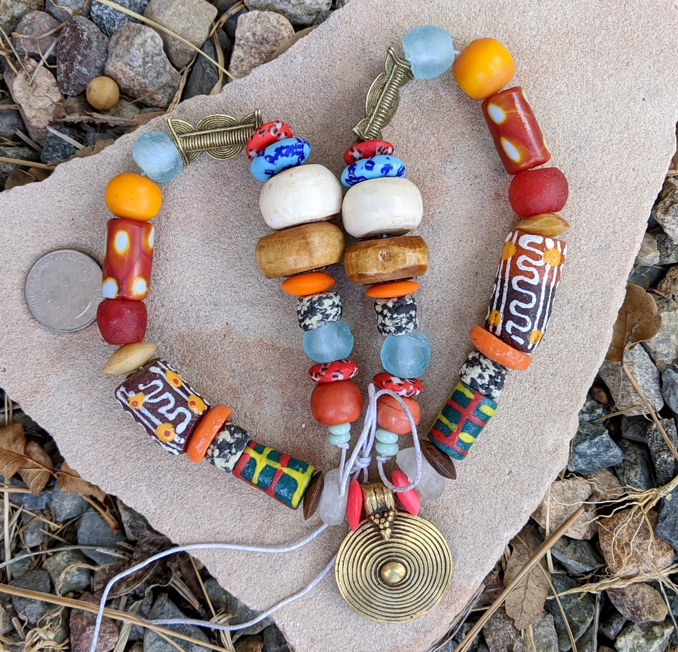 ミックスアフリカンビーズ - Etsy 日本