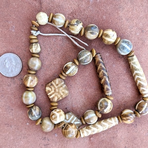 Tibetan Ceramic dZi Beads