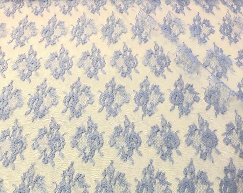 65 Wide Elegant Lilac Floral Tulle Lace Fabric