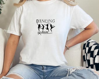 Comfort collar, Dancing Mom T-Shirt, Dance Mom Gift, Ballet Lover Graphic Tee, Proud Dance Mom Shirt for Rehearsals, oversized shirt