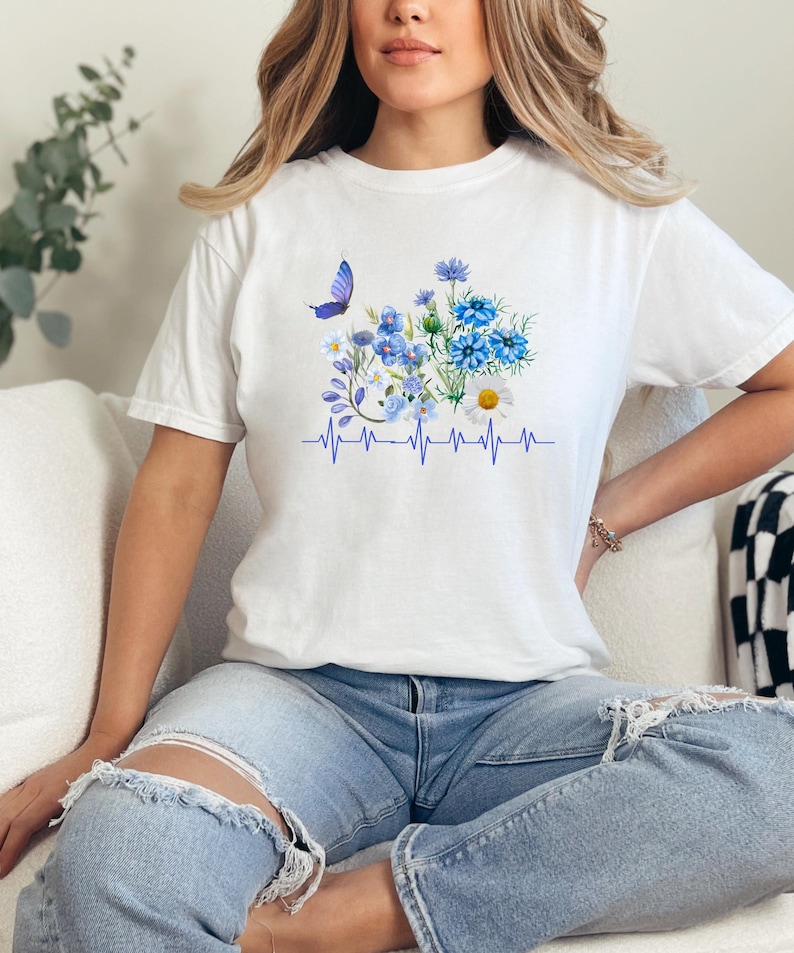 Blue Flower Bouquet Shirt, Flower Lover Shirt, Retro Floral Shirt, Flower Shirt, Plant Ladies Shirt, Gift for Nature Lover image 1