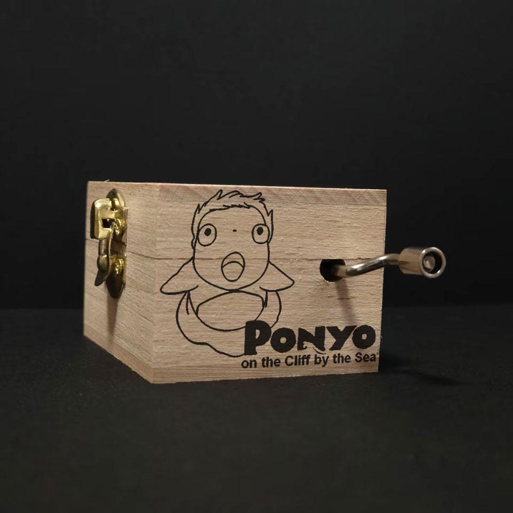 匿名配送/崖の上のポニョ　手回しオルゴール 2008年製 ジブリ 崖の上のポニョ オルゴール - メルカリ