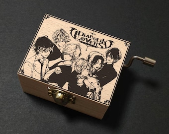 真夜中の饗宴 MIDNIGHT PLEASURE Music Box Hand Cranked, Wooden Engraved Handmade Vintage Gift