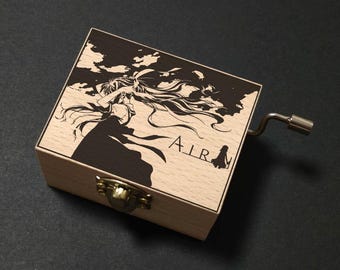 Air Tori No Uta Poem to Birds 鳥の詩 Music Box Hand Cranked, Wooden Engraved Handmade Vintage Gift