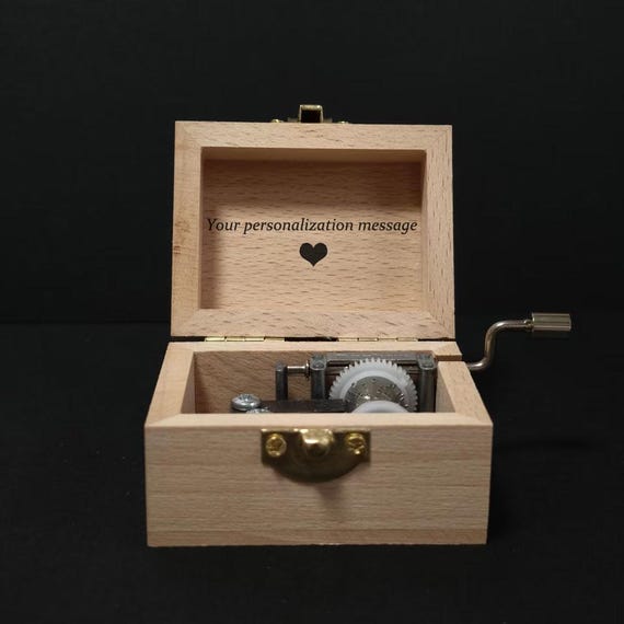 崖の上のポニョ オルゴール 手回し式 木製 彫刻入り