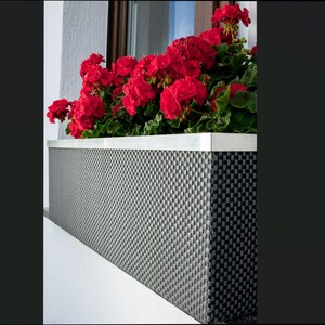 散水システム付きプランター 95x39x43 cm – 屋内および屋外での使用に最適 | ハーブ、花、庭の装飾に最適