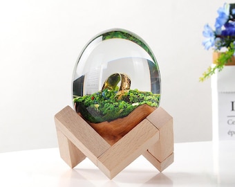 Ornamenti da scrivania con anello Diorama del Signore degli Anelli, decorazioni da scrivania del Signore degli Anelli, anelli personalizzati in resina epossidica, anelli fatti a mano, regalo del Signore degli Anelli, regalo di compleanno per lui