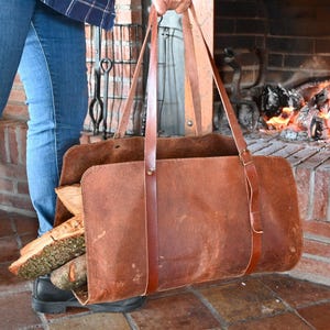 Leather log carrier Handmade firewood leather carrier Fireplace log holder Living room decor Fireplace log bag Father day gift