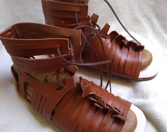 Scarpe aperte romane in pelle CALIGAE