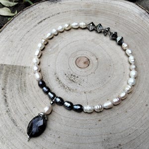 River pearl necklace