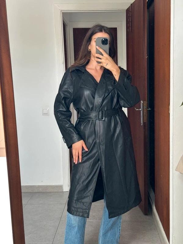 ヴィンテージブラックレザートレンチコート：ベルト付きロングライン