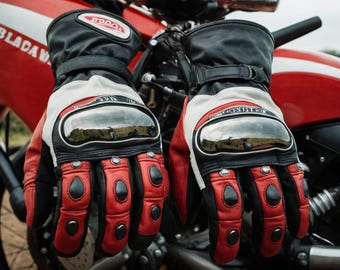 Men's Motorcycle Gauntlet Gloves: Stainless Steel Armor, Touchscreen Leather