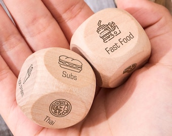 Dados personalizados para encontros românticos, dados para escolher onde/o que comer, dados com ideias para jantares a dois, dados para decisões gastronômicas, seletor de atividades para jantares a dois, Dia dos Namorados