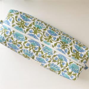 Hair Tool Bag, Quilted Hair Tool Bag, Floral Hair Tool Bag, Hair Tool Organizer, Fabric Hair Tool Bag, Floral Makeup Bag