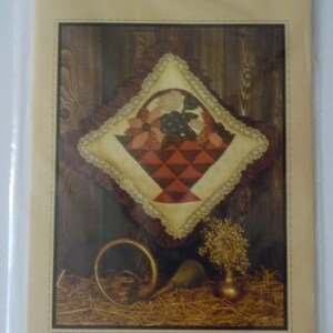 Basket of Flowers Honey Bee Quilt Pattern