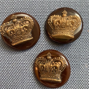 VINTAGE CROWN BUTTONS