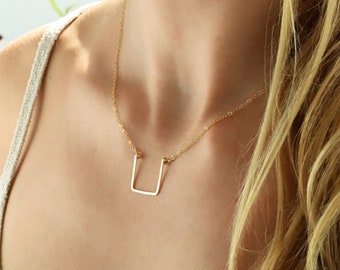 U Shaped Necklace - Gold Filled, Rose Gold or Sterling Silver Geometric Pendant - Minimal Geometric Necklace - Everyday Pendant