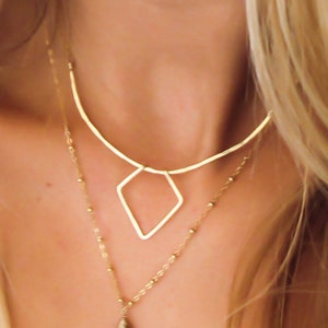 Geometric Gold Choker Necklace Gold Fill Curved Bar Hammered Rose Gold or Silver Choker / 14k Gold Fill Chain / Arrowhead Arc Necklace image 1