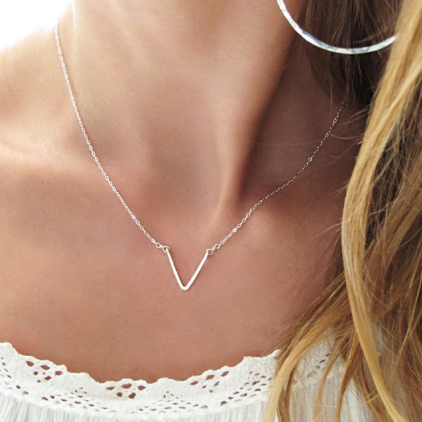 V Necklace - V Shaped Necklace / Chevron 14k Gold Fill, Rose Gold Fill or Sterling Silver Chain Necklace / Dainty Chain V Necklace