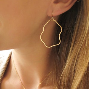 Yung Spud Hoop Earrings Organically Shaped Small Wavy Gold Hoops Wavy Sterling Silver Hoop Earrings Wavy Gold or Rose Gold Hoops image 1