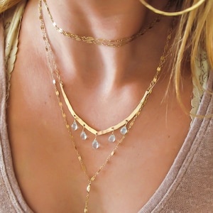 Blue Aquamarine Gold Necklace -  Hammered Wide V and Pale Blue Aquamarine Gemstone Necklace - Delicate Gold Necklace with Aquamarine Stones
