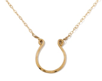 Collier fer à cheval en or / collier porte-bonheur / pendentif fer à cheval fait main or 14 carats, or rose ou argent / collier délicat de tous les jours