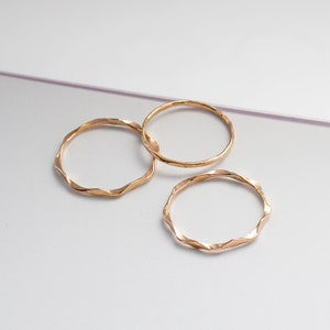 Thin Gold Rings , Mixed Set of Five Gold Stacking Rings, Wavy Stacking Rings, Dainty Gold Wave Rings , Delicate Stackable Hammered Ring Set