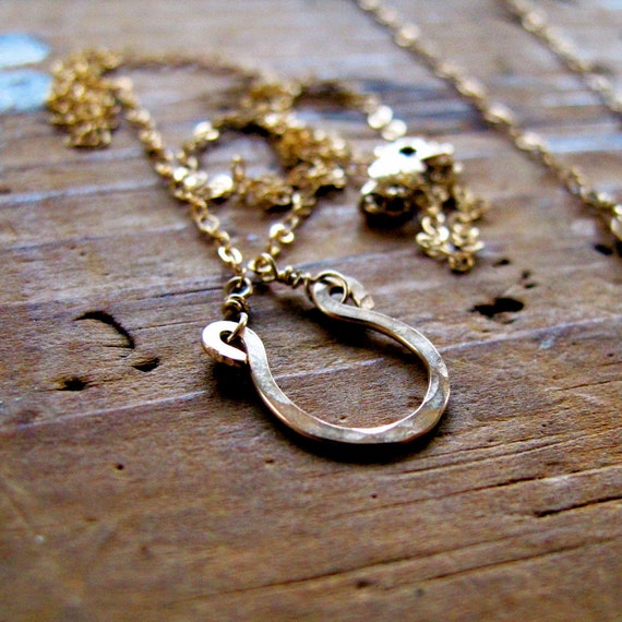 Mini horseshoe necklace sale