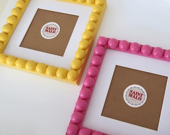 Custom 6x6 Glossy Lacquered Hand Painted Bobbin Bobble Frame