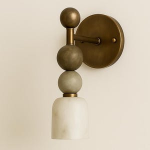Handgjord vägglampa i alabaster, mässingslampa i mitten av århundradet med alabasterskärm, sänglampa; Sakhawy vägglampa Hardwired
